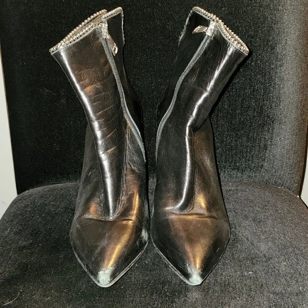 Calfskin bootie 